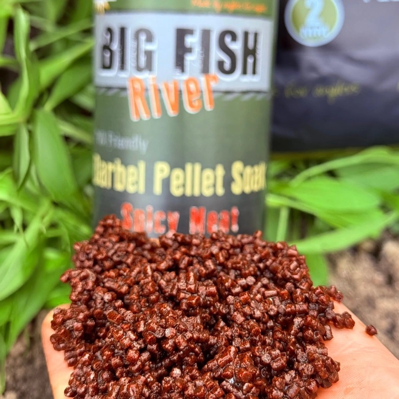 dynamite big fish river barbel pellet soak spicy meat-3