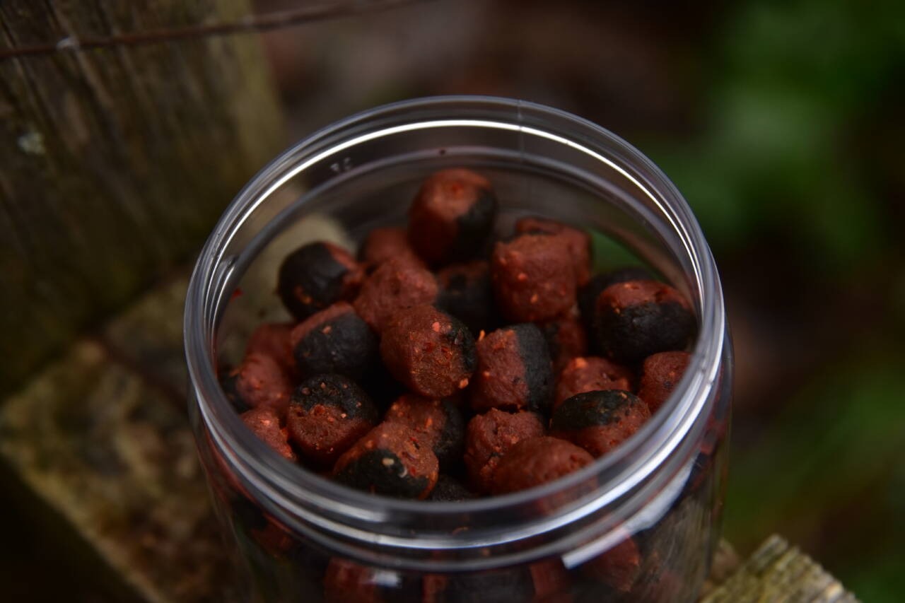 dynamite hybridz durable hookers-4