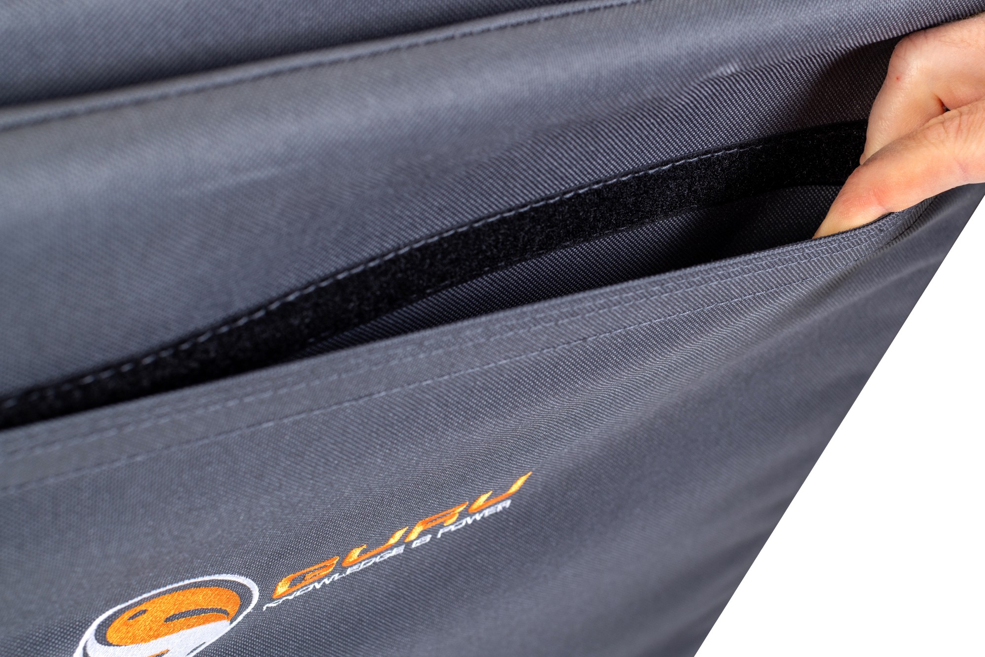 guru x level accessory chair-3