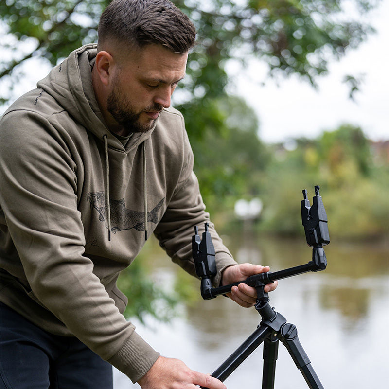 korum progress compact river tripod-7