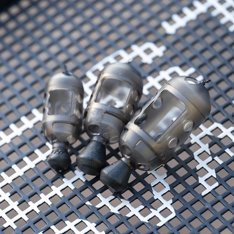 preston carp maggot feeder-5